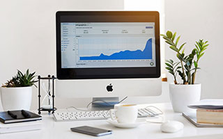 爱游戏官网充值-英超豪门疯狂引援，购入顶级中场巩固争冠决心，英超落魄豪门