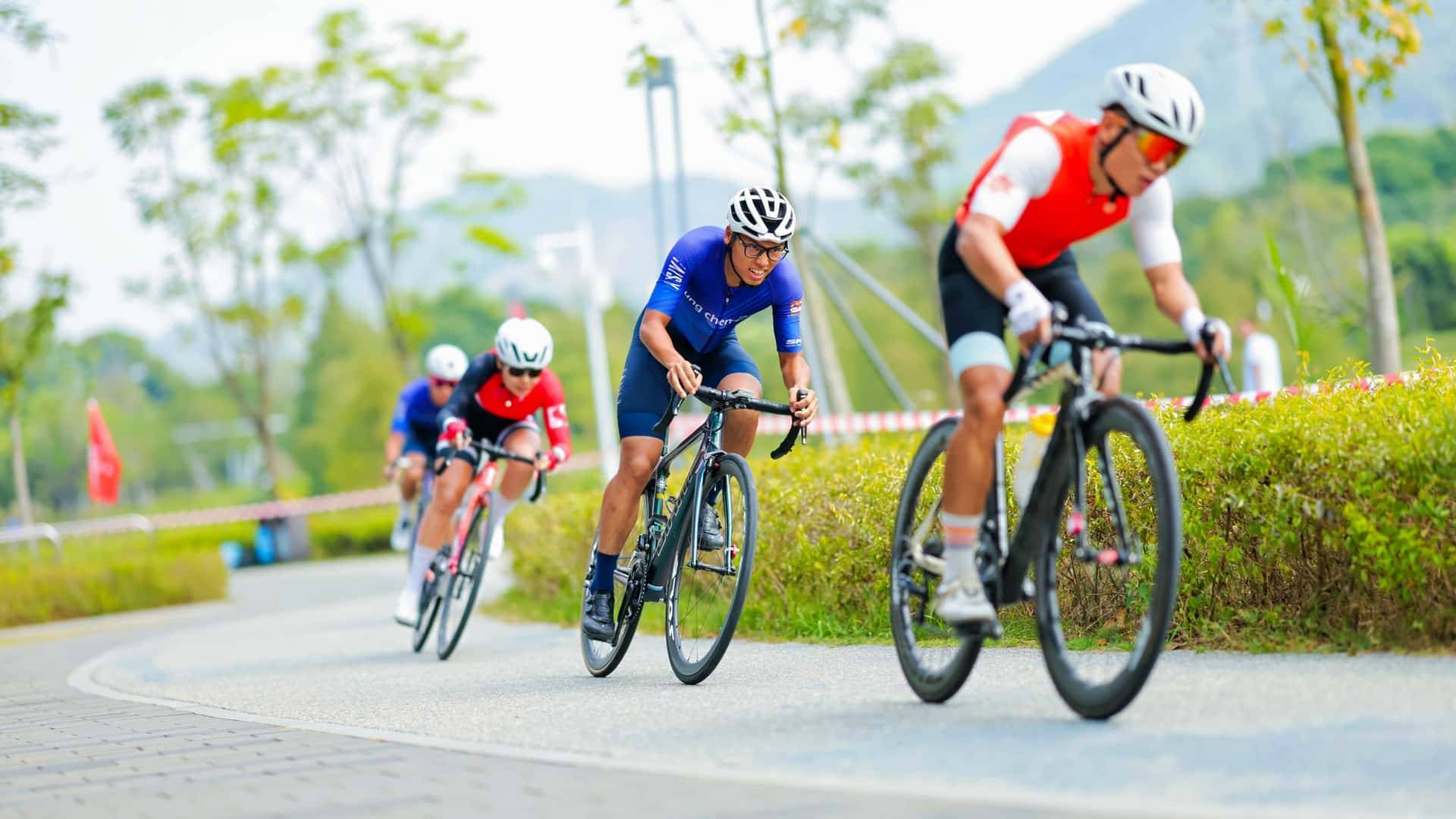 关于国际山地自行车极限赛，穿越山野挑战自我的信息