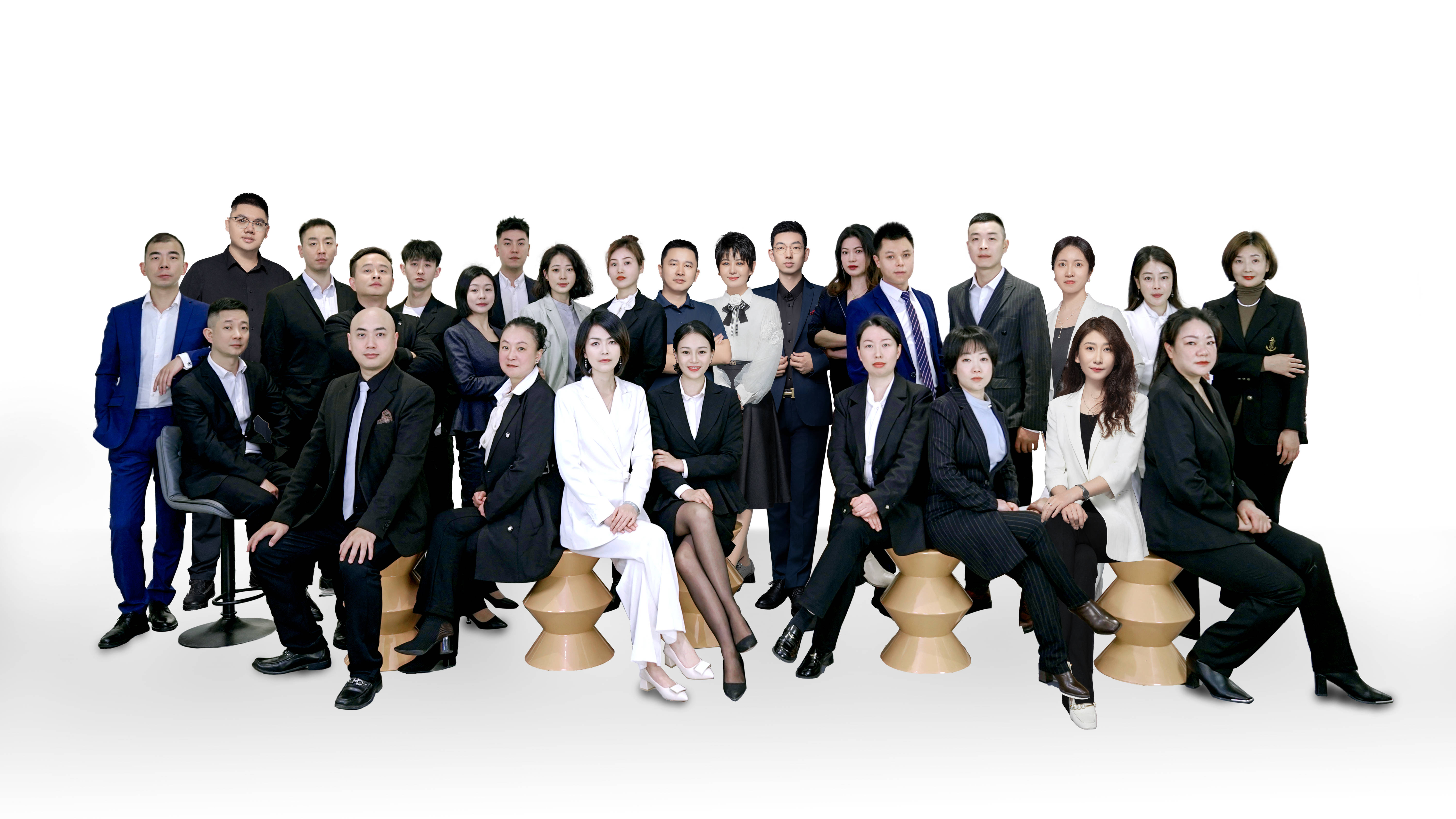 关于最佳团队：完整阵容和团队合作分析的信息