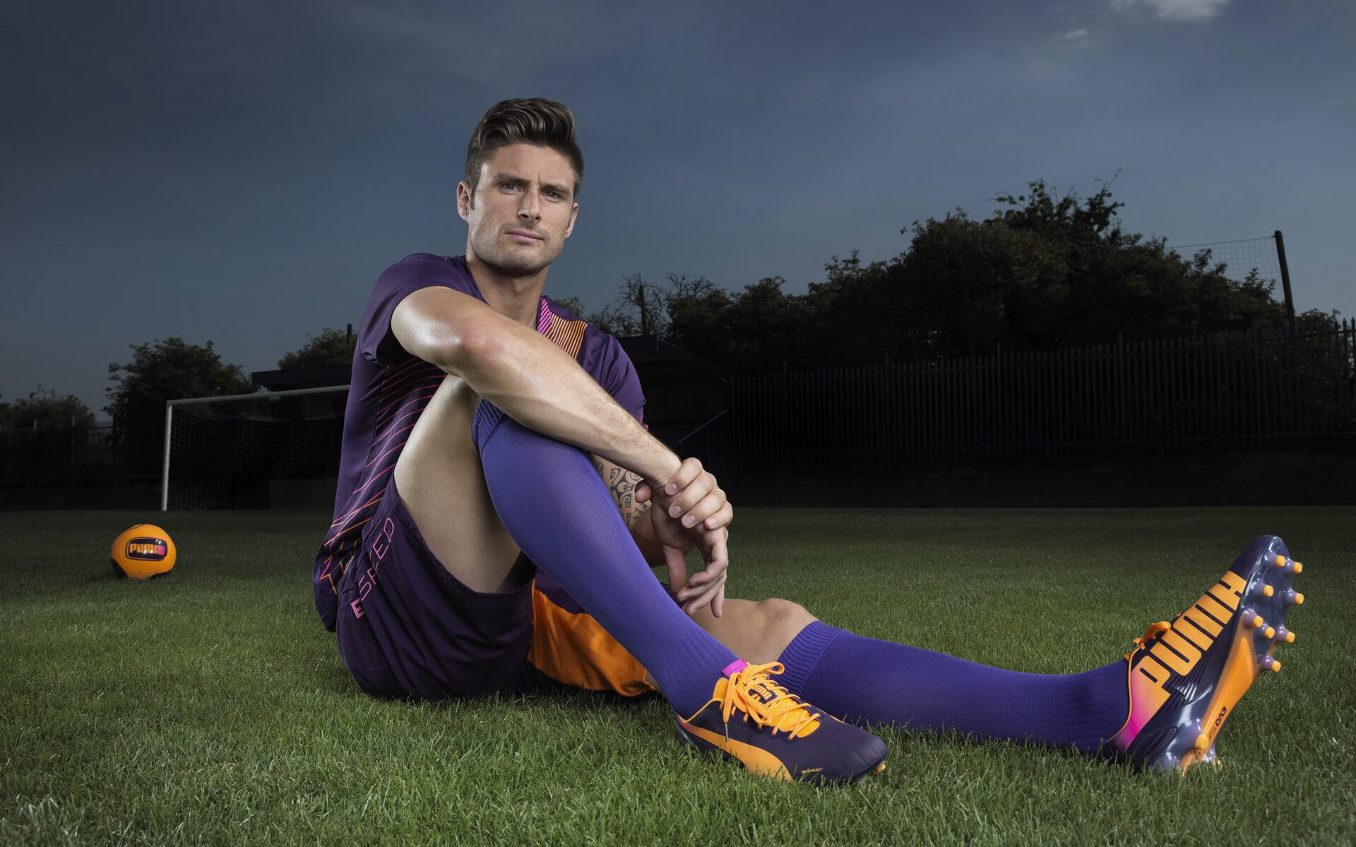 -球迷“云支持”：线上线下的互动新体验，线上球赛